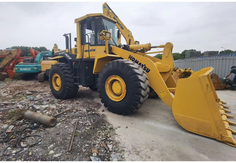 Komatsu WA470-3 - Ratinis krautuvas: foto 3 Komatsu WA470-3 - Ratinis krautuvas: foto 3