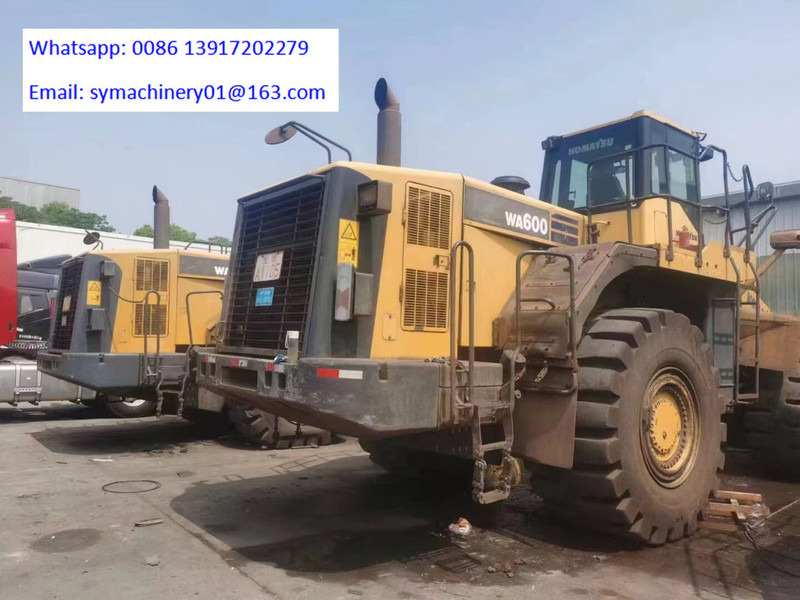 Komatsu WA600-6 - Ratinis krautuvas: foto 1 Komatsu WA600-6 - Ratinis krautuvas: foto 1