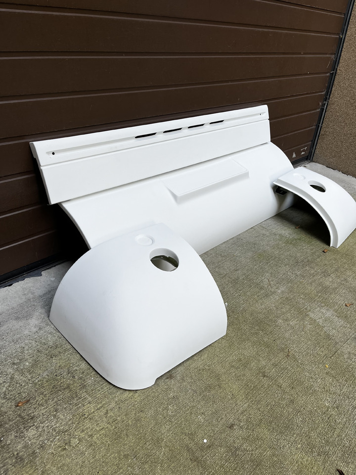 Zderzak przedni prawy, lewy, środkowy, atrapa, Van Hool T915 Zderzak przedni Van Hool T915 ACRON, ALICRON - Bamperis - Turistinis autobusas: foto 1 Zderzak przedni prawy, lewy, środkowy, atrapa, Van Hool T915 Zderzak przedni Van Hool T915 ACRON, ALICRON - Bamperis - Turistinis autobusas: foto 1