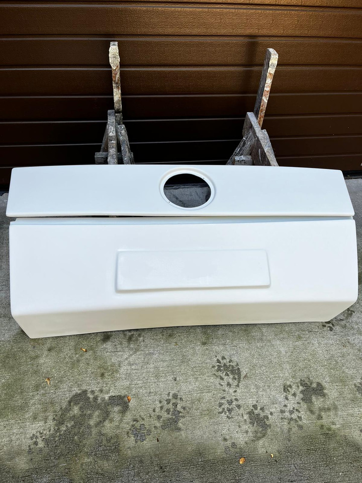 Zderzak przedni środkowy Mercedes 350 Tourismo Mercedes-Benz 350 TOURISMO - Bamperis - Autobusas: foto 4 Zderzak przedni środkowy Mercedes 350 Tourismo Mercedes-Benz 350 TOURISMO - Bamperis - Autobusas: foto 4