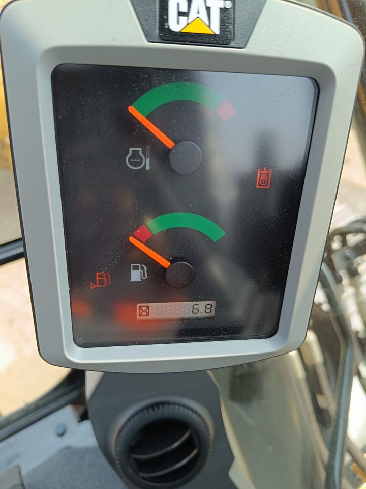 New Caterpillar 320D3GC tracked excavator - Vikšrinis ekskavatorius: foto 3 New Caterpillar 320D3GC tracked excavator - Vikšrinis ekskavatorius: foto 3