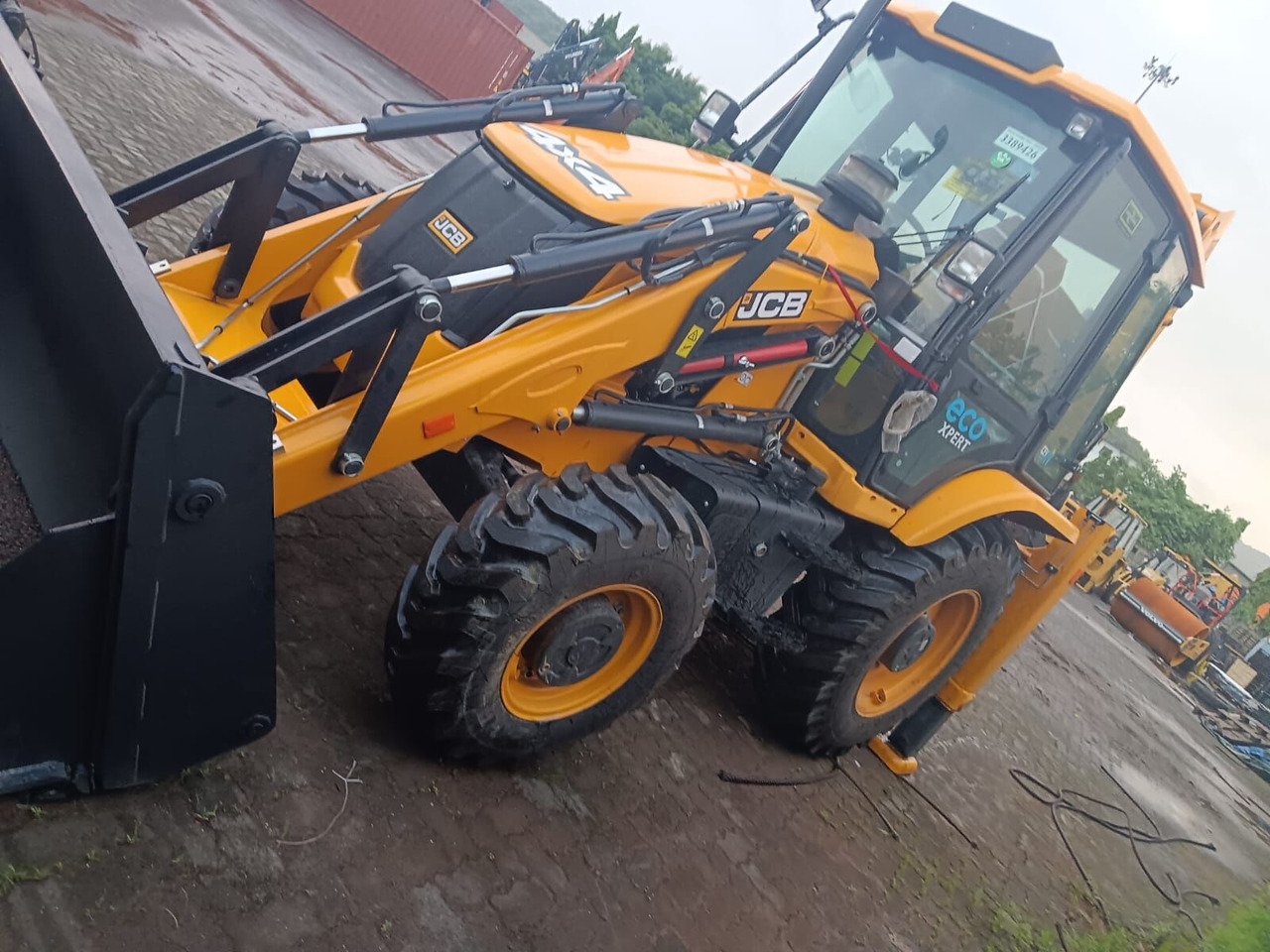 New JCB 3DX backhoe loader - Ekskavatorius-krautuvas: foto 1 New JCB 3DX backhoe loader - Ekskavatorius-krautuvas: foto 1