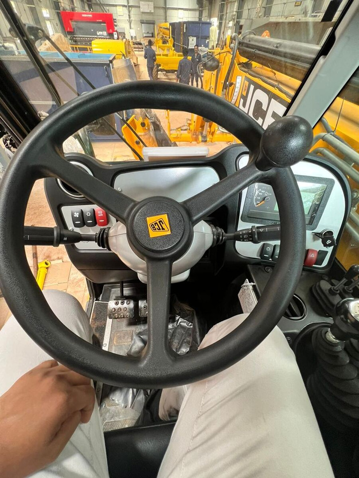 New JCB 530-110 telehandler - Teleskopinis krautuvas: foto 5 New JCB 530-110 telehandler - Teleskopinis krautuvas: foto 5