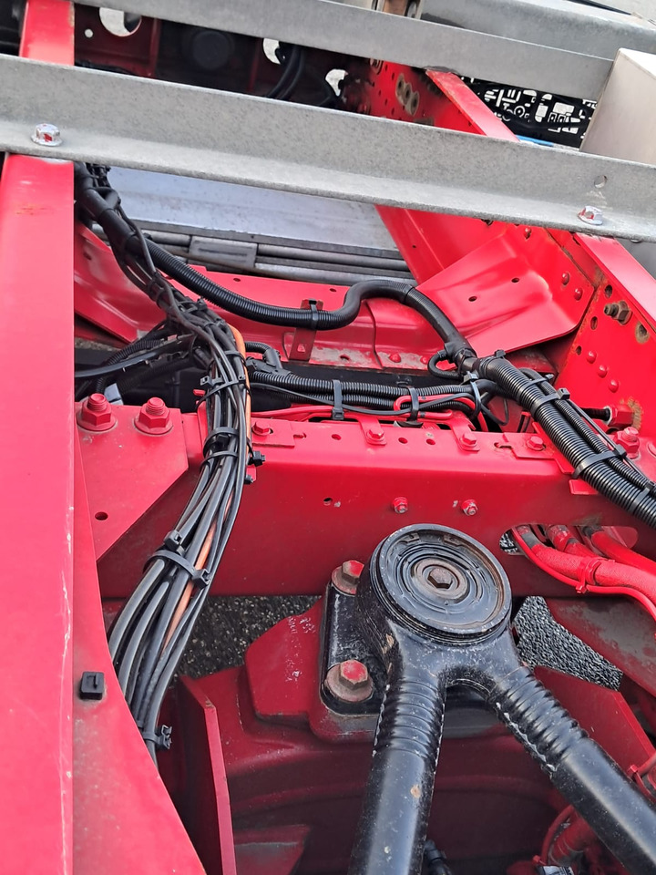 Konteineris-vežimus/ Sukeisti kūną sunkvežimis DAF 530 FAN | Lift-Lenkachse | LBW | Retarder: foto 34 Konteineris-vežimus/ Sukeisti kūną sunkvežimis DAF 530 FAN | Lift-Lenkachse | LBW | Retarder: foto 34