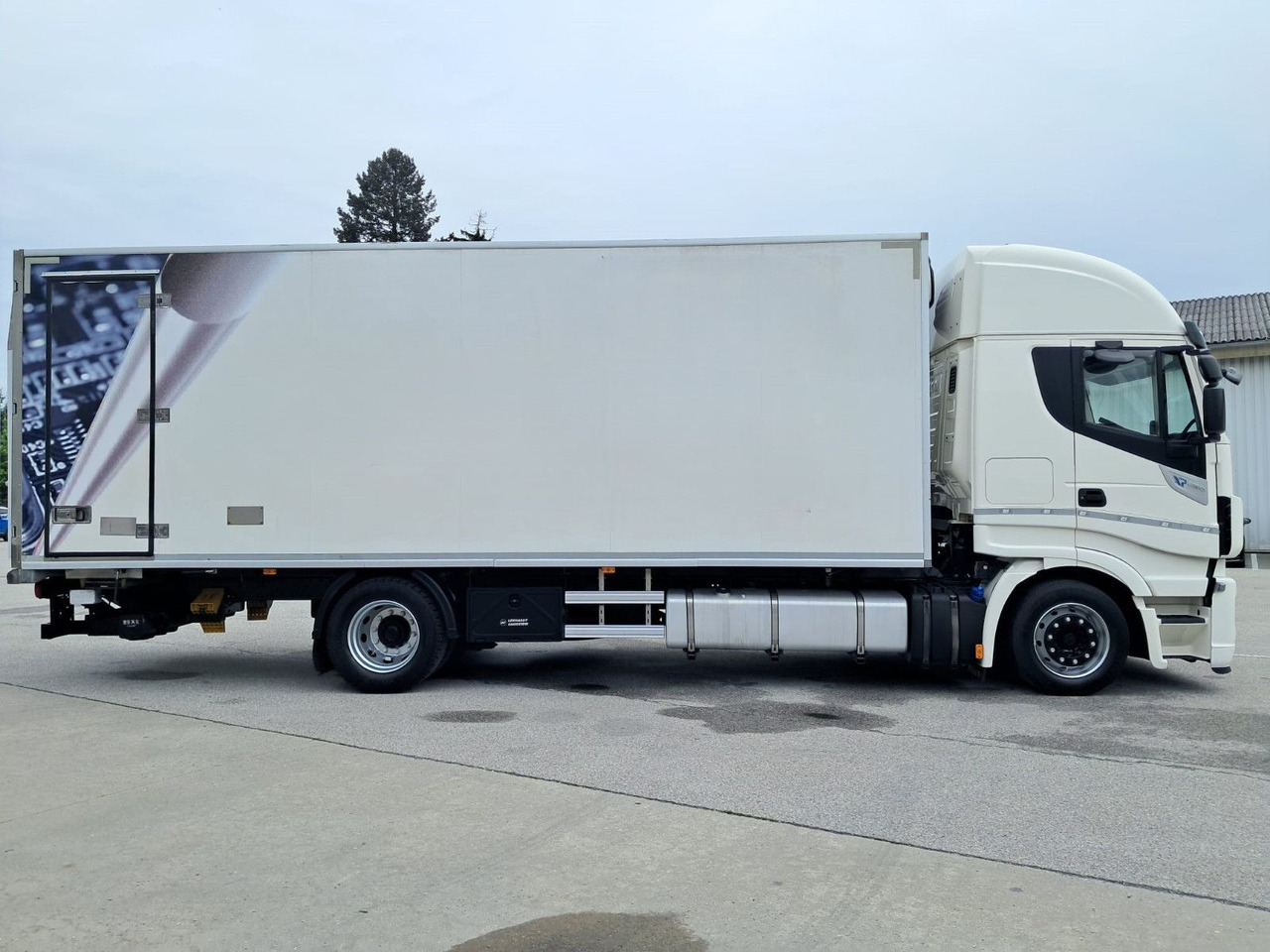 Iveco Stralis 460 Kühlkoffer | LBW | Klima | Retar - Refrižeratorius sunkvežimis: foto 3 Iveco Stralis 460 Kühlkoffer | LBW | Klima | Retar - Refrižeratorius sunkvežimis: foto 3