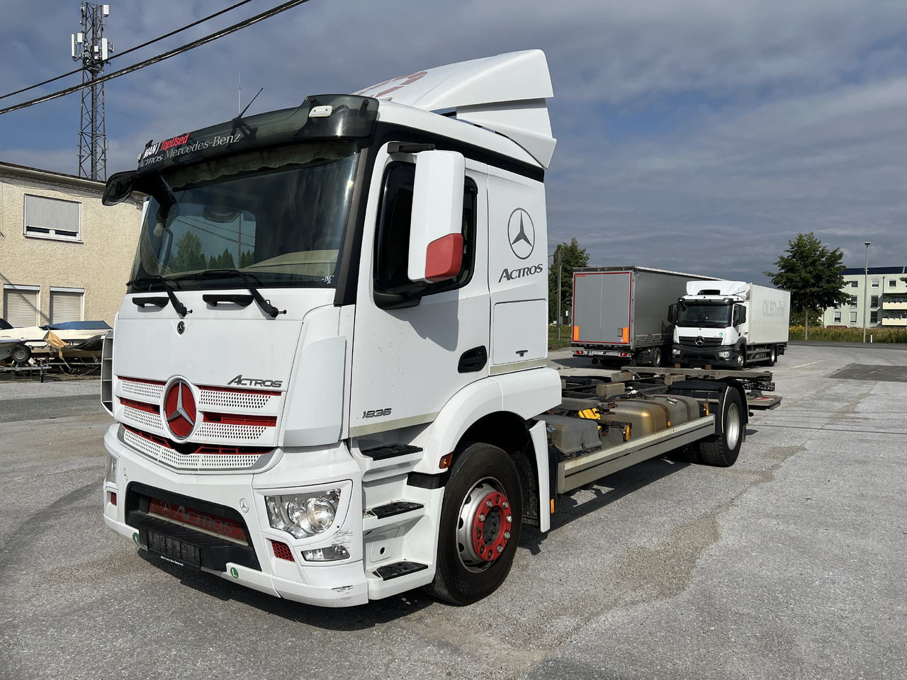 MERCEDES-BENZ ACTROS 18 36 | Klima | Kamera | Diff. | - Konteineris-vežimus/ Sukeisti kūną sunkvežimis: foto 1 MERCEDES-BENZ ACTROS 18 36 | Klima | Kamera | Diff. | - Konteineris-vežimus/ Sukeisti kūną sunkvežimis: foto 1
