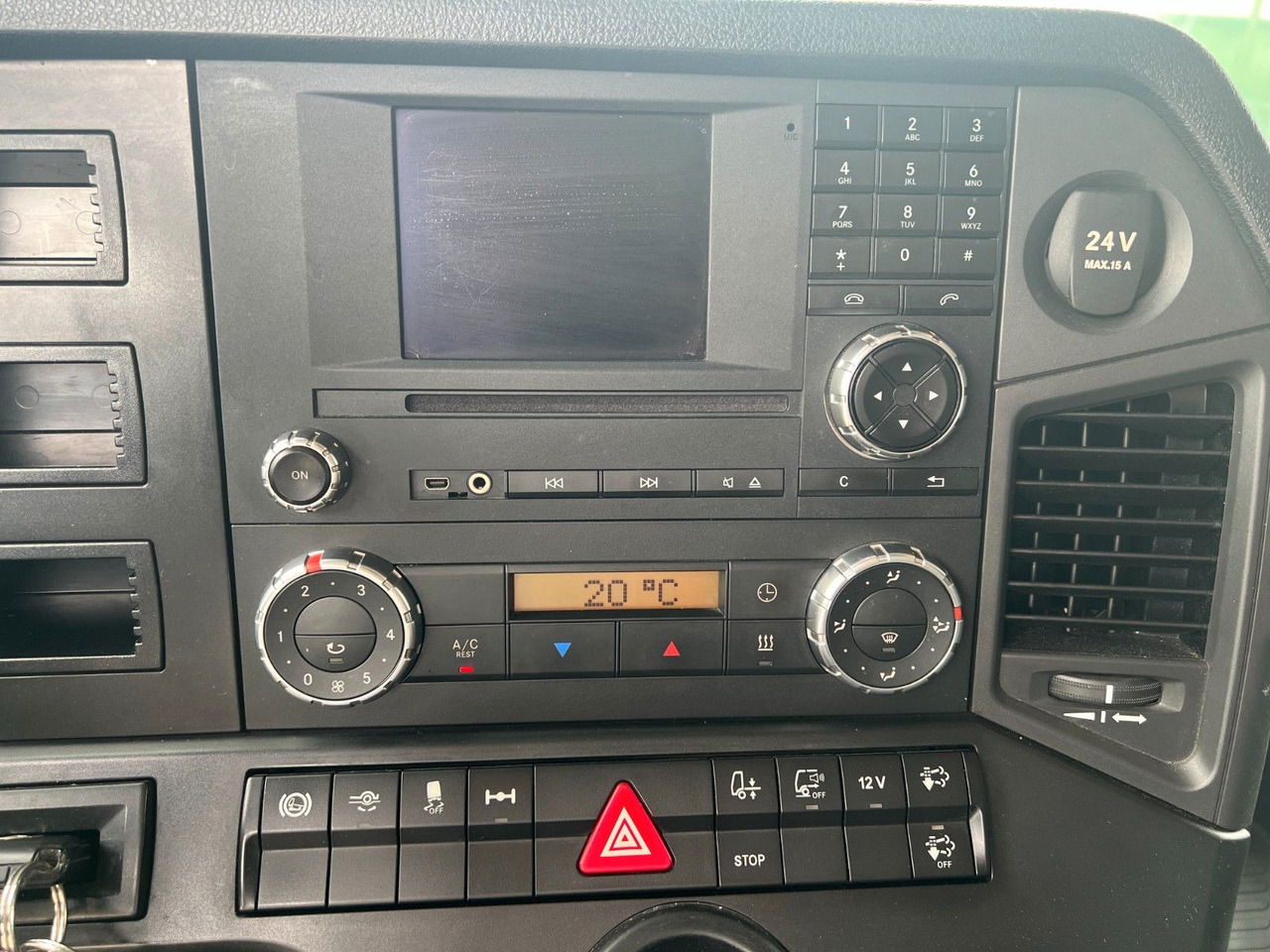 Refrižeratorius sunkvežimis Mercedes-Benz Antos 1833 Kühlkoff LBW | Standheizung | Euro 6: foto 13