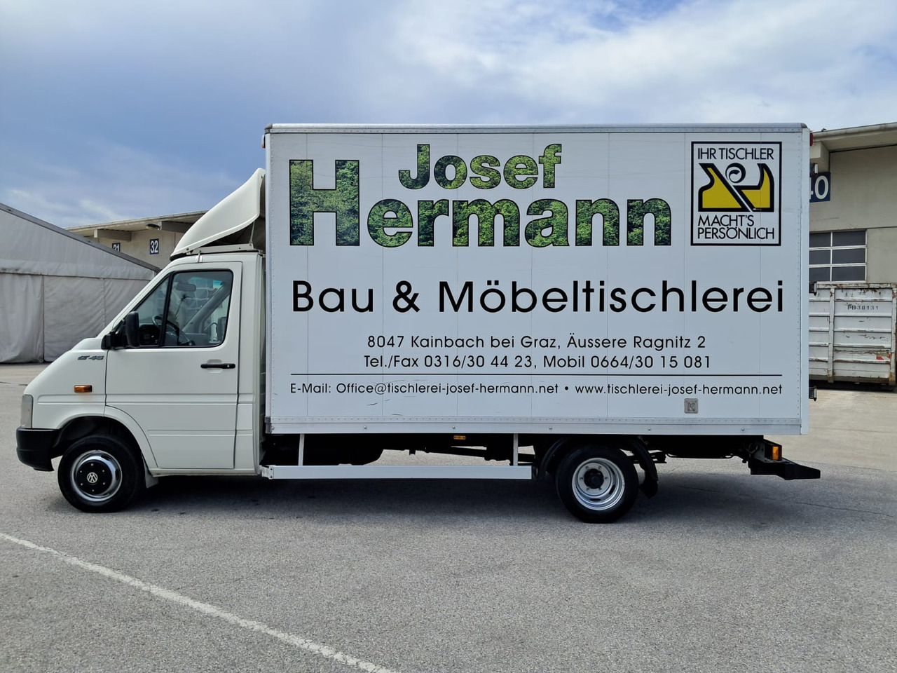 VOLKSWAGEN LT 46-35 2.5 TDI - Furgonas su krovinių dėže: foto 4 VOLKSWAGEN LT 46-35 2.5 TDI - Furgonas su krovinių dėže: foto 4