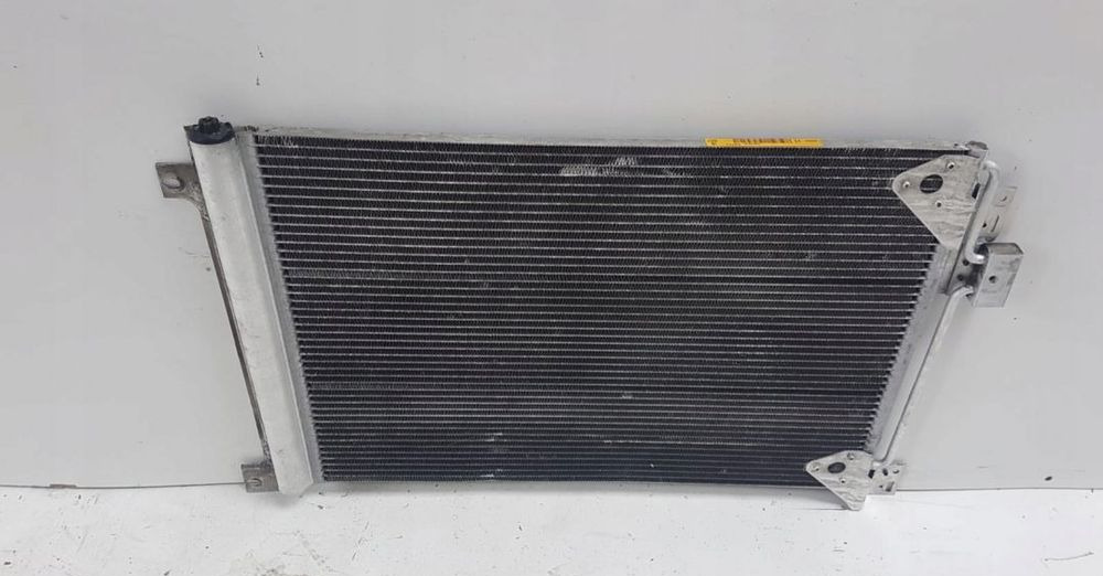 CHŁODNICA KLIMATYZACJI IVECO STRALIS HI WAY - Kondicionieriaus radiatorius - Sunkvežimis: foto 1 CHŁODNICA KLIMATYZACJI IVECO STRALIS HI WAY - Kondicionieriaus radiatorius - Sunkvežimis: foto 1