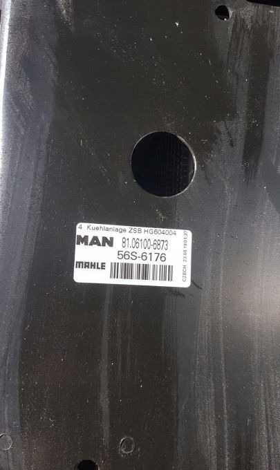 CHŁODNICE MAN TGS E6. MAHLE NOWY ORYGINAŁ 82CM. - Katalizatorius: foto 4 CHŁODNICE MAN TGS E6. MAHLE NOWY ORYGINAŁ 82CM. - Katalizatorius: foto 4