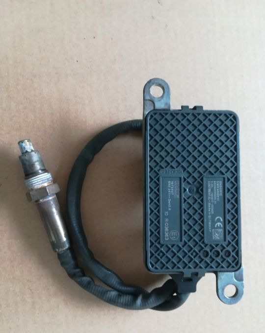 Jutiklis CZUJNIK NOX DAF 1973525: foto 1
