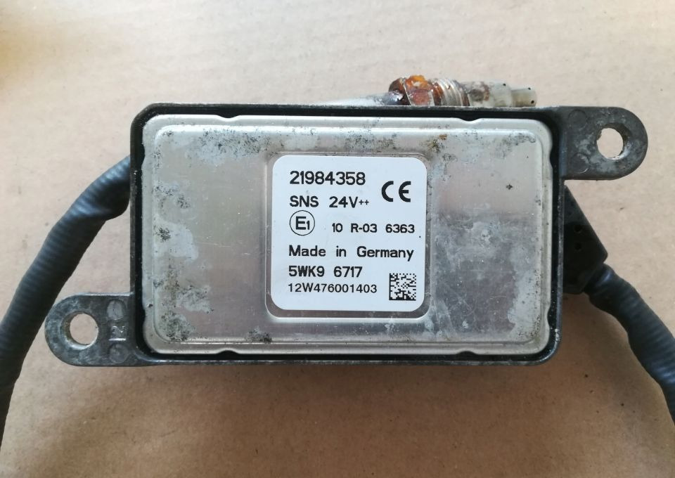 CZUJNIK NOX VOLVO 21984358 - Jutiklis: foto 1 CZUJNIK NOX VOLVO 21984358 - Jutiklis: foto 1