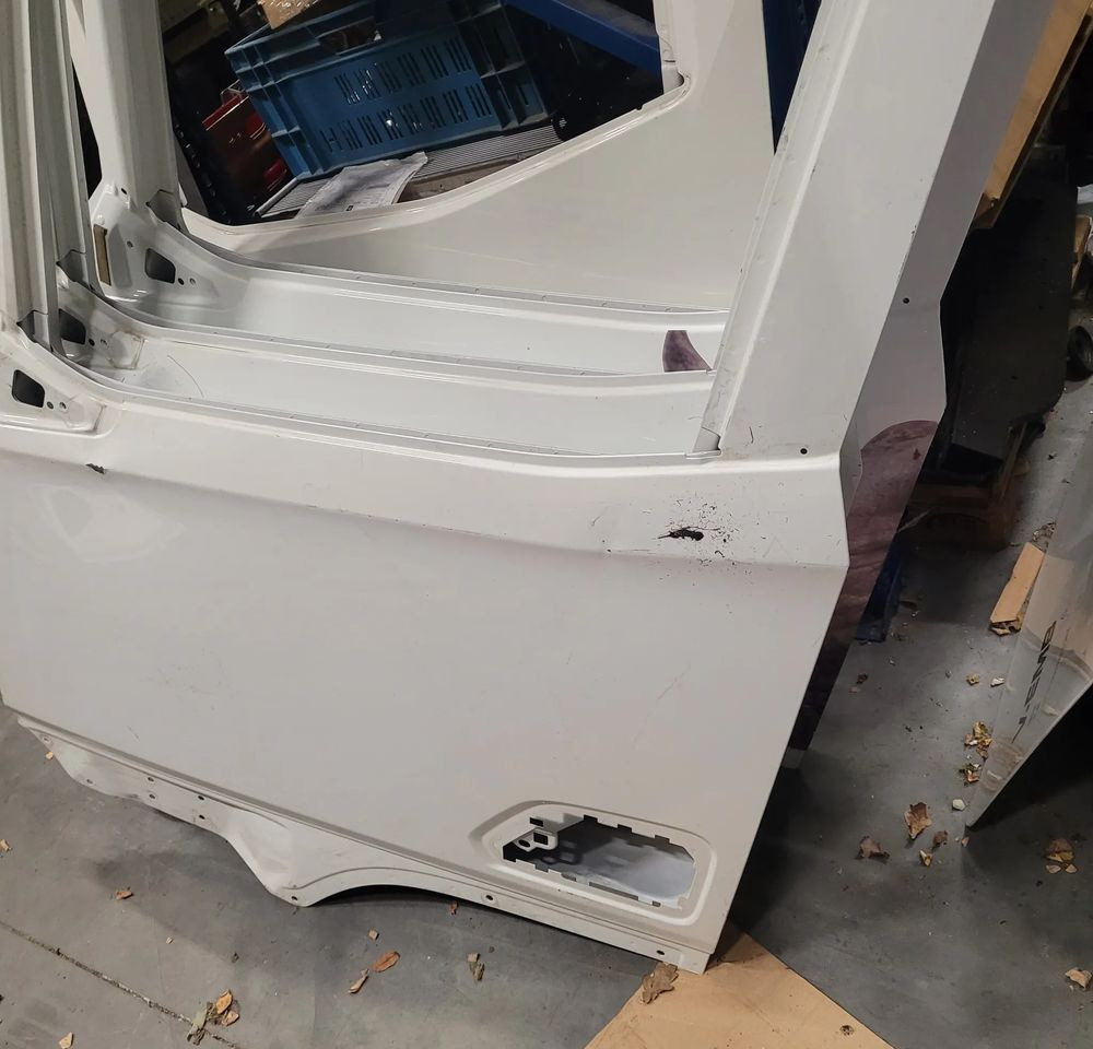 DRZWI LEWE DAF XG XD NOWY MODEL ORYGINAŁ CHWALIM116 - Durys ir dalys - Sunkvežimis: foto 3 DRZWI LEWE DAF XG XD NOWY MODEL ORYGINAŁ CHWALIM116 - Durys ir dalys - Sunkvežimis: foto 3