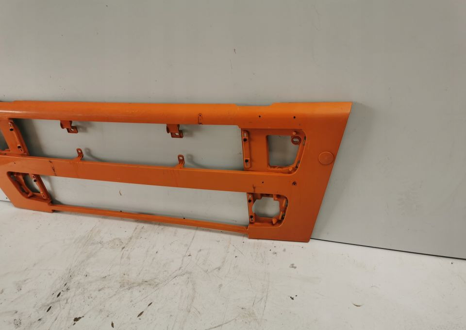 GRILL ATRAPA VOLVO Fh12 ORYGINAŁ - Grotelės - Sunkvežimis: foto 2 GRILL ATRAPA VOLVO Fh12 ORYGINAŁ - Grotelės - Sunkvežimis: foto 2