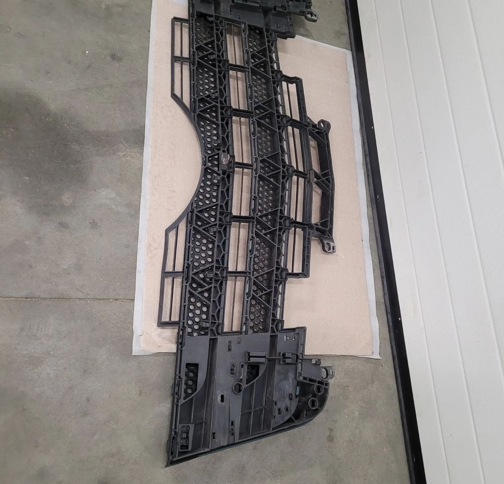 GRILL MERCEDES ACTROS MP4 ORYGINAŁ - Grotelės - Sunkvežimis: foto 5 GRILL MERCEDES ACTROS MP4 ORYGINAŁ - Grotelės - Sunkvežimis: foto 5