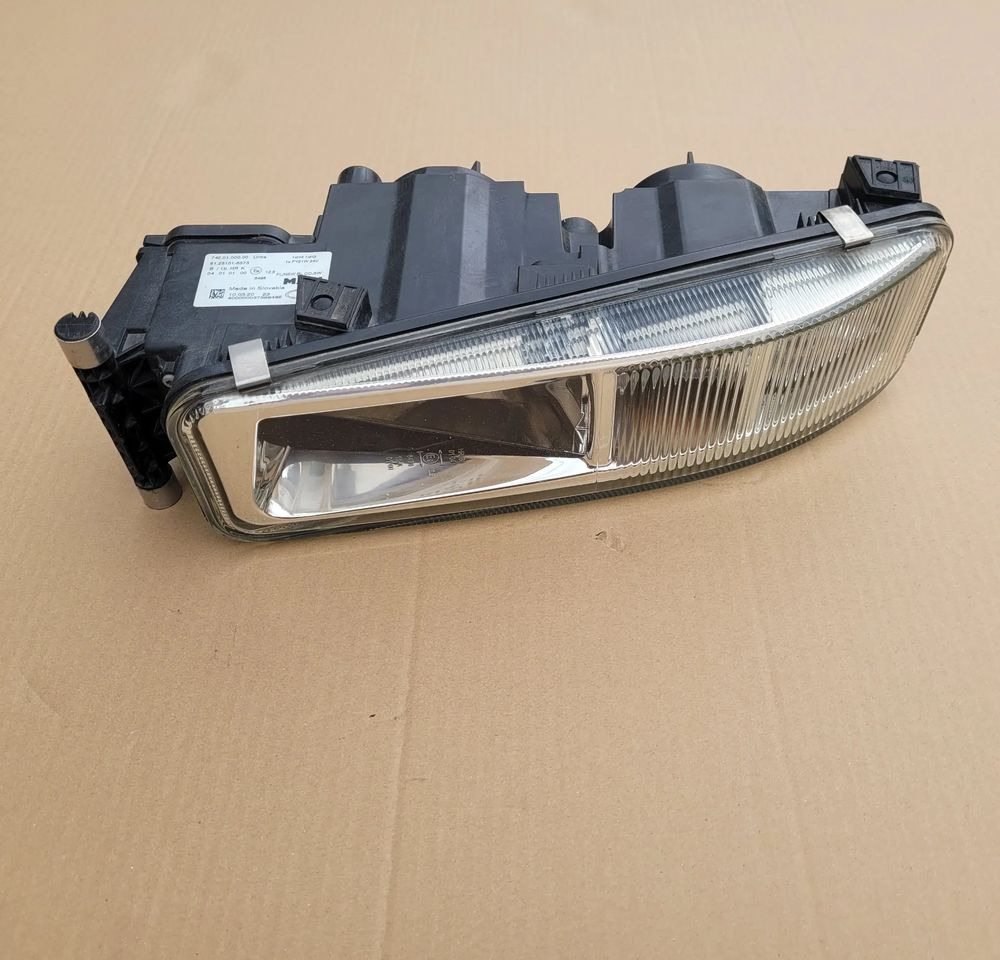 HALOGEN LEWY MAN TGL E6 ORYGINAL 81.25101-6573 CHWALIM116 - Apšvietimas - Sunkvežimis: foto 1 HALOGEN LEWY MAN TGL E6 ORYGINAL 81.25101-6573 CHWALIM116 - Apšvietimas - Sunkvežimis: foto 1