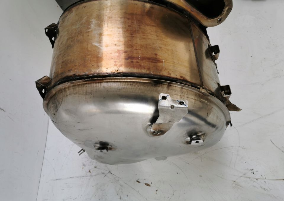 KATALIZATOR DPF DAF XF 106 1933421 - Katalizatorius: foto 4 KATALIZATOR DPF DAF XF 106 1933421 - Katalizatorius: foto 4
