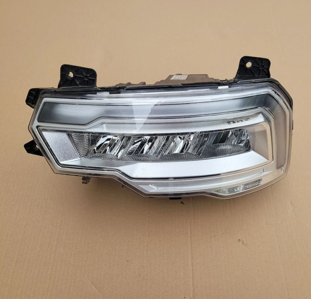 LAMPA LED DAF XG XD LEWA ORYGINAŁ 2188982 CHWALIM116 - Apšvietimas - Sunkvežimis: foto 1 LAMPA LED DAF XG XD LEWA ORYGINAŁ 2188982 CHWALIM116 - Apšvietimas - Sunkvežimis: foto 1