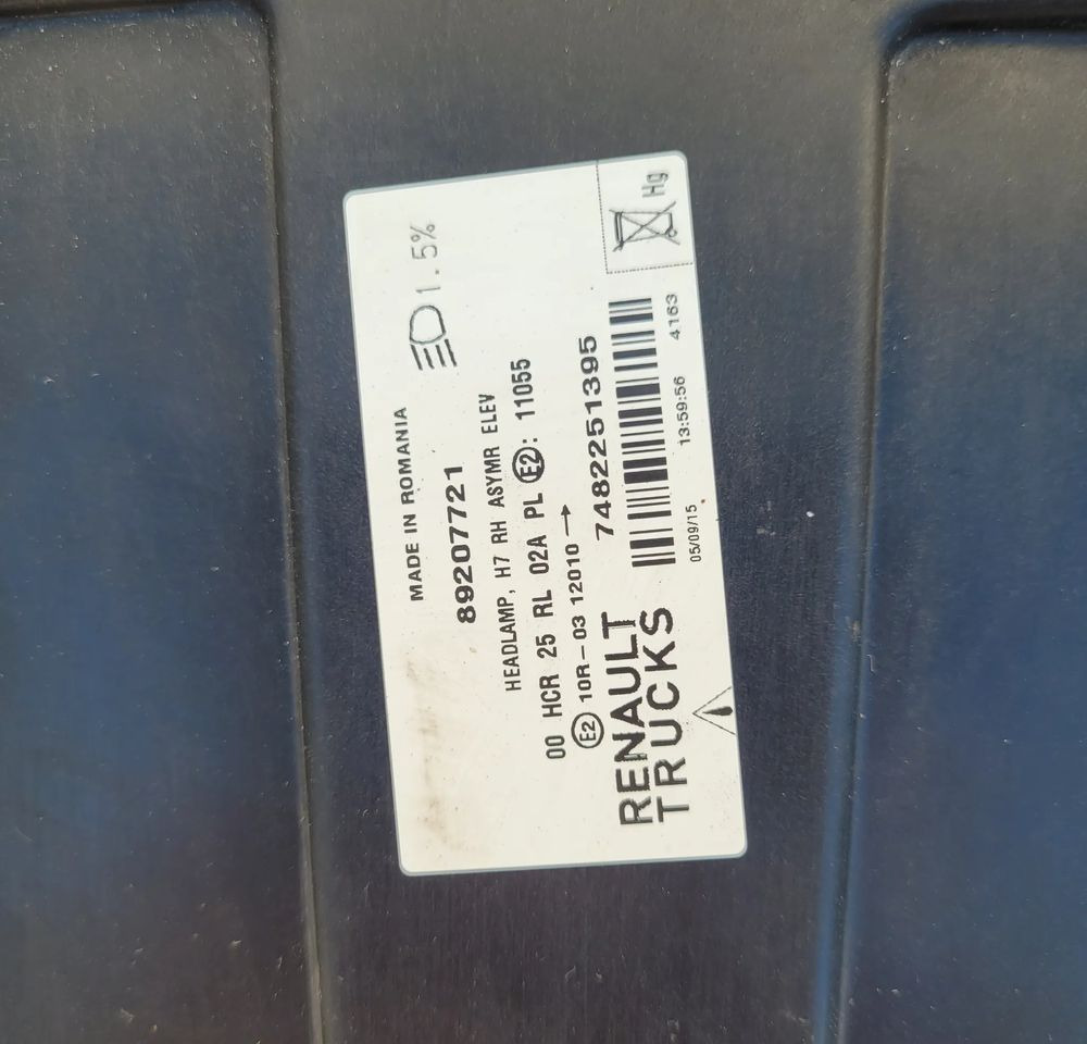 LAMPA RENAULT RANGE T GAMA RH 7482251395 ORYGINAŁ - Apšvietimas - Sunkvežimis: foto 3 LAMPA RENAULT RANGE T GAMA RH 7482251395 ORYGINAŁ - Apšvietimas - Sunkvežimis: foto 3