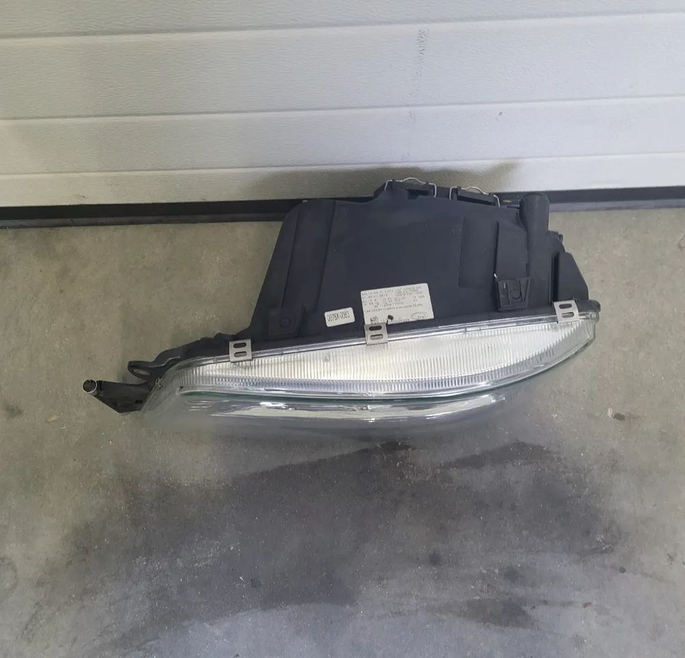 LAMPA XENON MAN TGX LH.81.25101-6515 - Apšvietimas - Sunkvežimis: foto 2 LAMPA XENON MAN TGX LH.81.25101-6515 - Apšvietimas - Sunkvežimis: foto 2