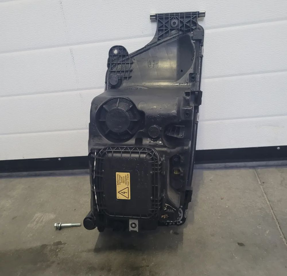 LAMPA XENON MAN TGX LH.81.25101-6515 - Apšvietimas - Sunkvežimis: foto 3 LAMPA XENON MAN TGX LH.81.25101-6515 - Apšvietimas - Sunkvežimis: foto 3