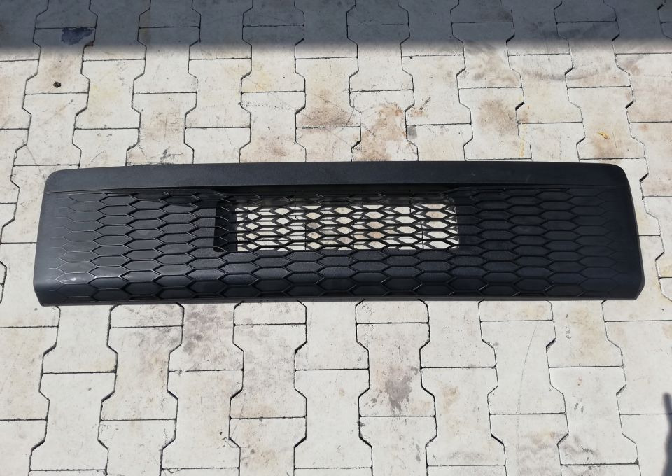 MASKA GRILL ATRAPA VOLVO FL FE 82523575 NOWY ORYG. - Kapotas: foto 1 MASKA GRILL ATRAPA VOLVO FL FE 82523575 NOWY ORYG. - Kapotas: foto 1