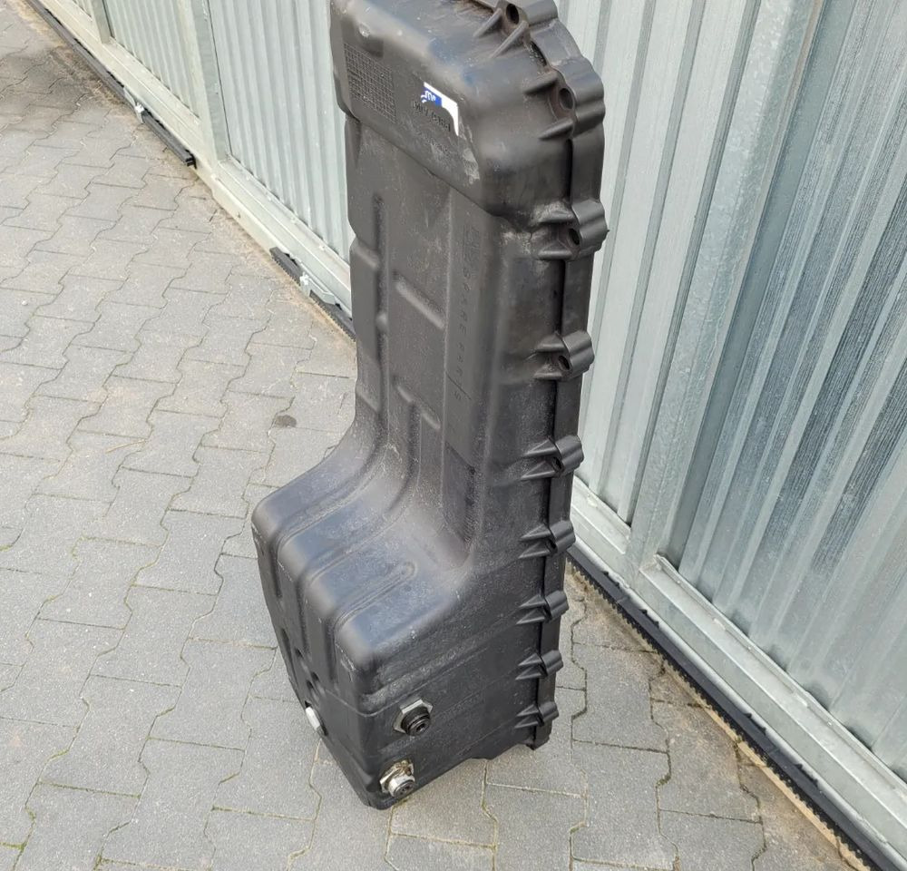 MISKA OLEJOWA RENAULT GAMA VOLVO FH 13 LITRÓW - Alyvos karteris - Sunkvežimis: foto 3 MISKA OLEJOWA RENAULT GAMA VOLVO FH 13 LITRÓW - Alyvos karteris - Sunkvežimis: foto 3