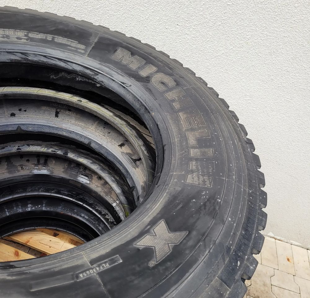 OPONA MICHELIN 10R XZA R 22.5 CENA ZA SZT. - Padanga - Sunkvežimis: foto 4 OPONA MICHELIN 10R XZA R 22.5 CENA ZA SZT. - Padanga - Sunkvežimis: foto 4