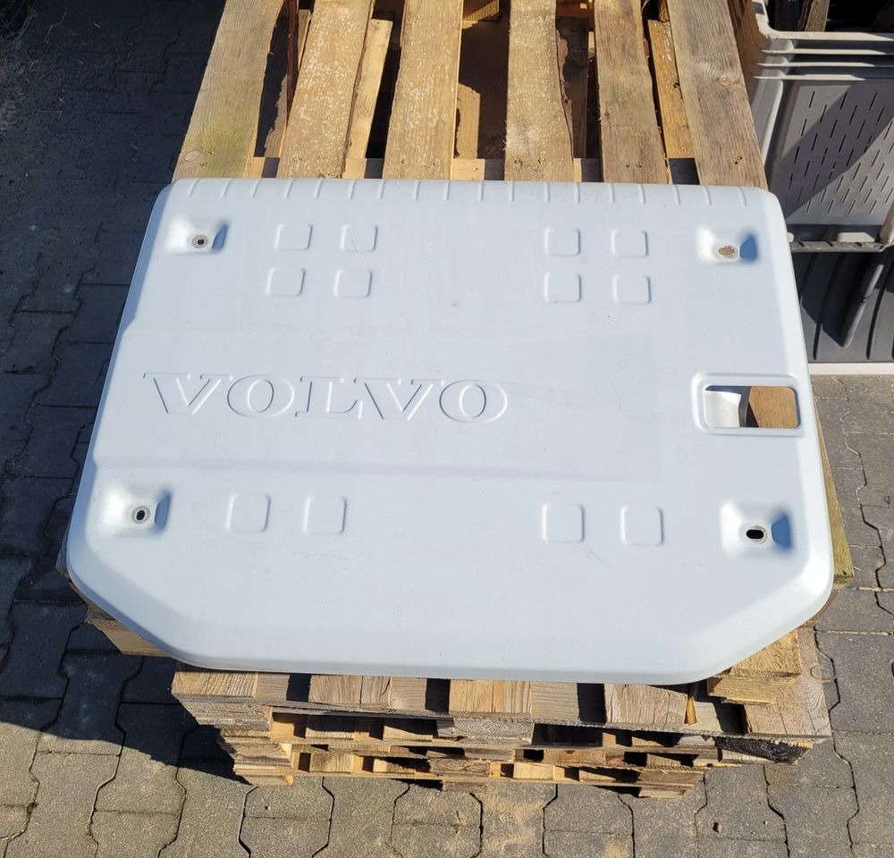 OSŁONA KATALIZATORA VOLVO FH4 FH5 - Kėbulas ir išorė - Sunkvežimis: foto 1 OSŁONA KATALIZATORA VOLVO FH4 FH5 - Kėbulas ir išorė - Sunkvežimis: foto 1
