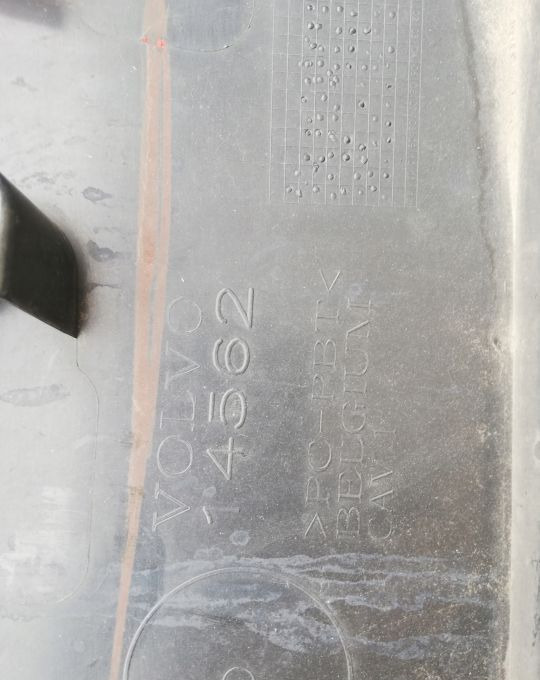 PODSZYBIE VOLVO FH4 ORYGINAŁ - Langas ir dalys - Sunkvežimis: foto 4 PODSZYBIE VOLVO FH4 ORYGINAŁ - Langas ir dalys - Sunkvežimis: foto 4