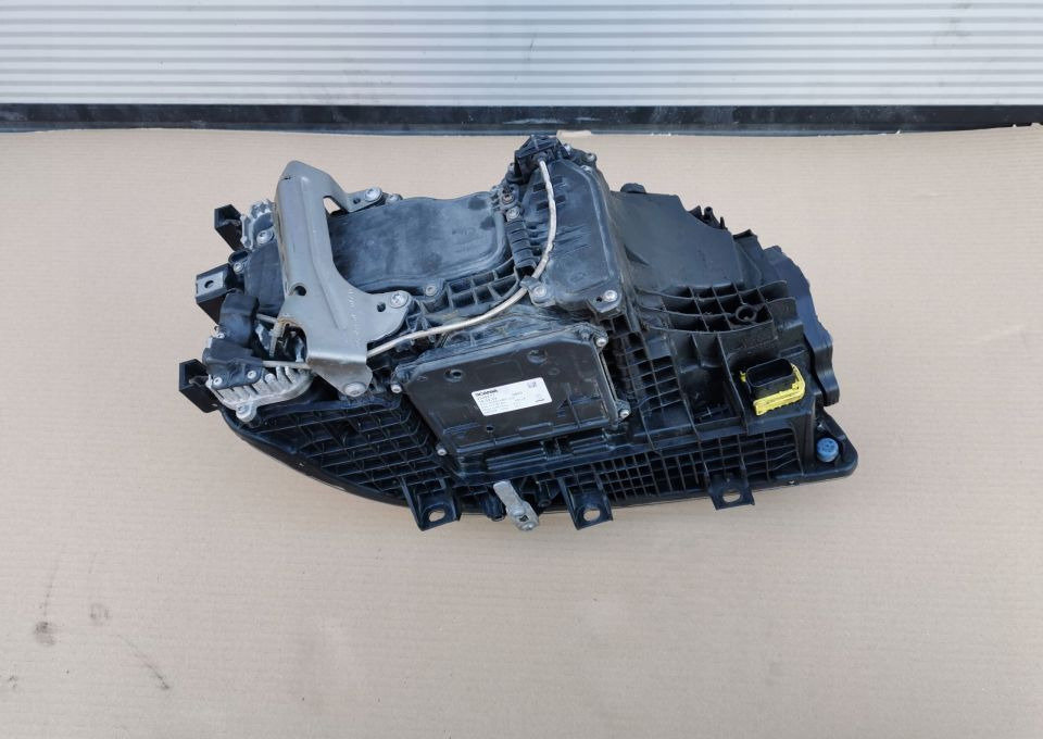 Scania OE 2655848 reflektor LEWA ORYGINAŁ - Priekinis žibintas - Sunkvežimis: foto 3 Scania OE 2655848 reflektor LEWA ORYGINAŁ - Priekinis žibintas - Sunkvežimis: foto 3