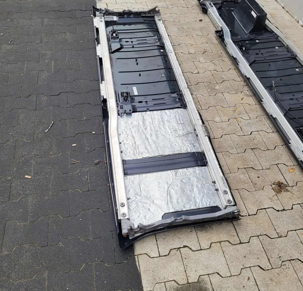 ZABUDOWA MIEDZYOSIOWA SCANIA R S NGT LOW DECK - Kėbulas ir išorė - Sunkvežimis: foto 5 ZABUDOWA MIEDZYOSIOWA SCANIA R S NGT LOW DECK - Kėbulas ir išorė - Sunkvežimis: foto 5