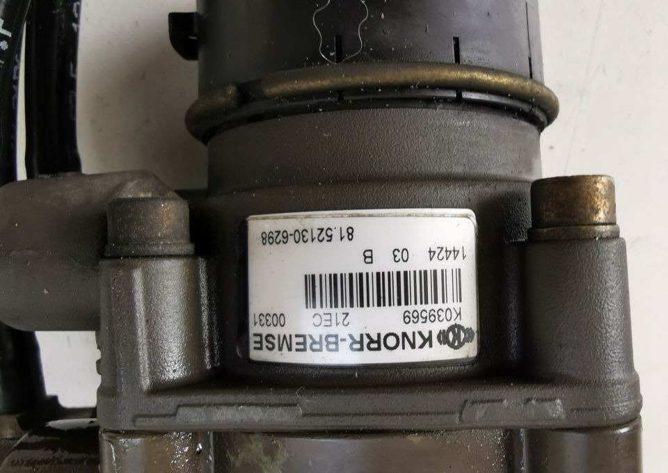 ZAWÓR GŁÓWNY HAMULCA MAN TGX TGS E6 81. 52130-6298 - Stabdžių vožtuvas - Sunkvežimis: foto 2 ZAWÓR GŁÓWNY HAMULCA MAN TGX TGS E6 81. 52130-6298 - Stabdžių vožtuvas - Sunkvežimis: foto 2