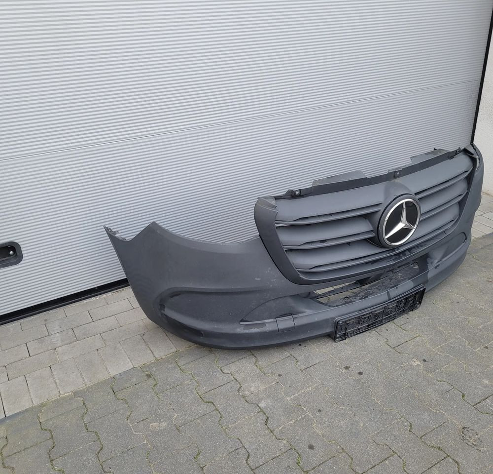 ZDERZAK MERCEDES E SPRINTER W907 - Bamperis - Komercinis automobilis: foto 4 ZDERZAK MERCEDES E SPRINTER W907 - Bamperis - Komercinis automobilis: foto 4