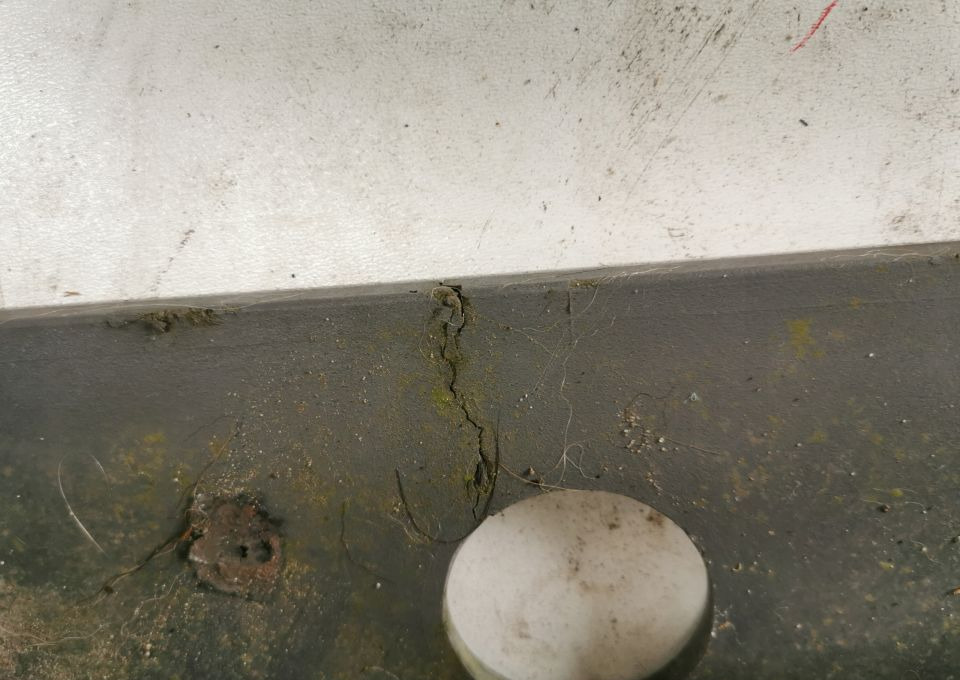 ZDERZAK MERCEDES VARIO 670 ORYGINAŁ - Bamperis - Komercinis automobilis: foto 3 ZDERZAK MERCEDES VARIO 670 ORYGINAŁ - Bamperis - Komercinis automobilis: foto 3