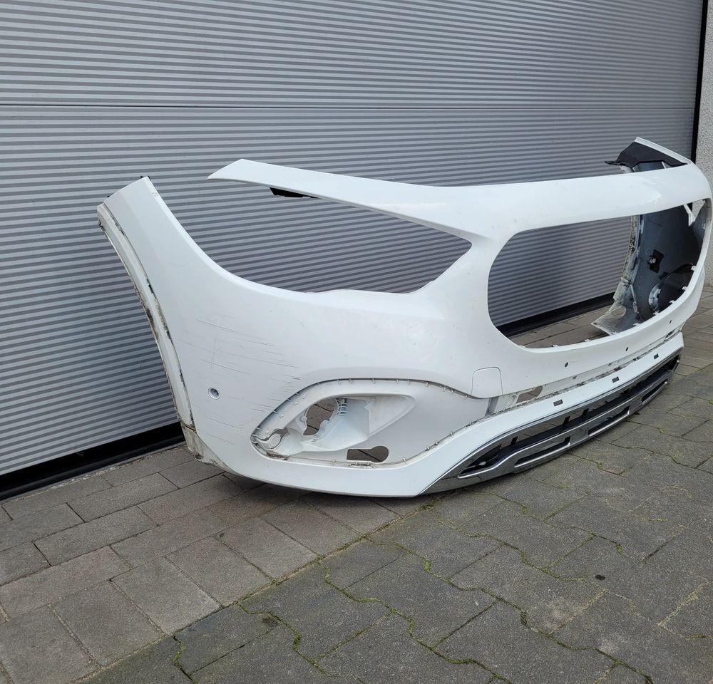 ZDERZAK PRZÓD MERCRDES GLA W 247 - Bamperis: foto 3 ZDERZAK PRZÓD MERCRDES GLA W 247 - Bamperis: foto 3