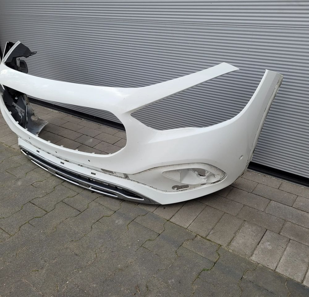 ZDERZAK PRZÓD MERCRDES GLA W 247 - Bamperis: foto 2 ZDERZAK PRZÓD MERCRDES GLA W 247 - Bamperis: foto 2