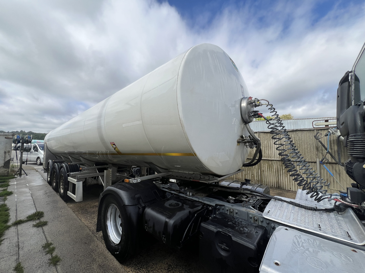 Maisonneue - Puspriekabė cisterna: foto 4 Maisonneue - Puspriekabė cisterna: foto 4