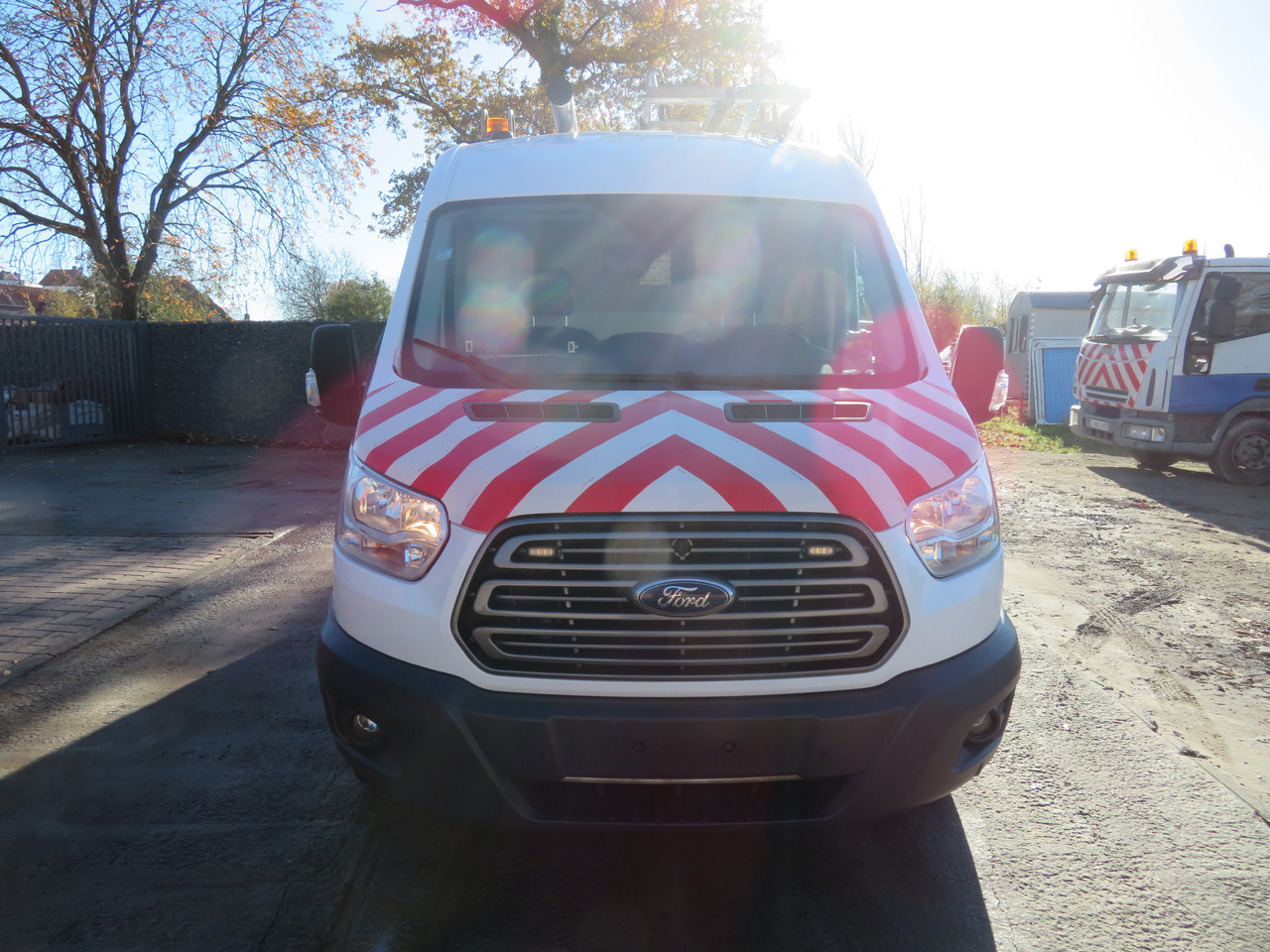 Ford Transit 2.0TDCi L2H2 - Krovininis mikroautobusas: foto 2 Ford Transit 2.0TDCi L2H2 - Krovininis mikroautobusas: foto 2