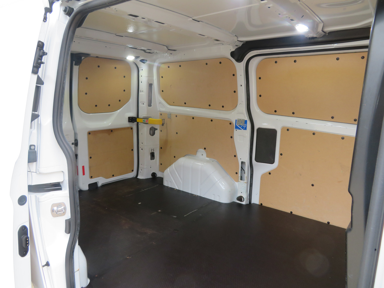 Mažas furgonas Ford Transit Custom 2.0tdci: foto 9