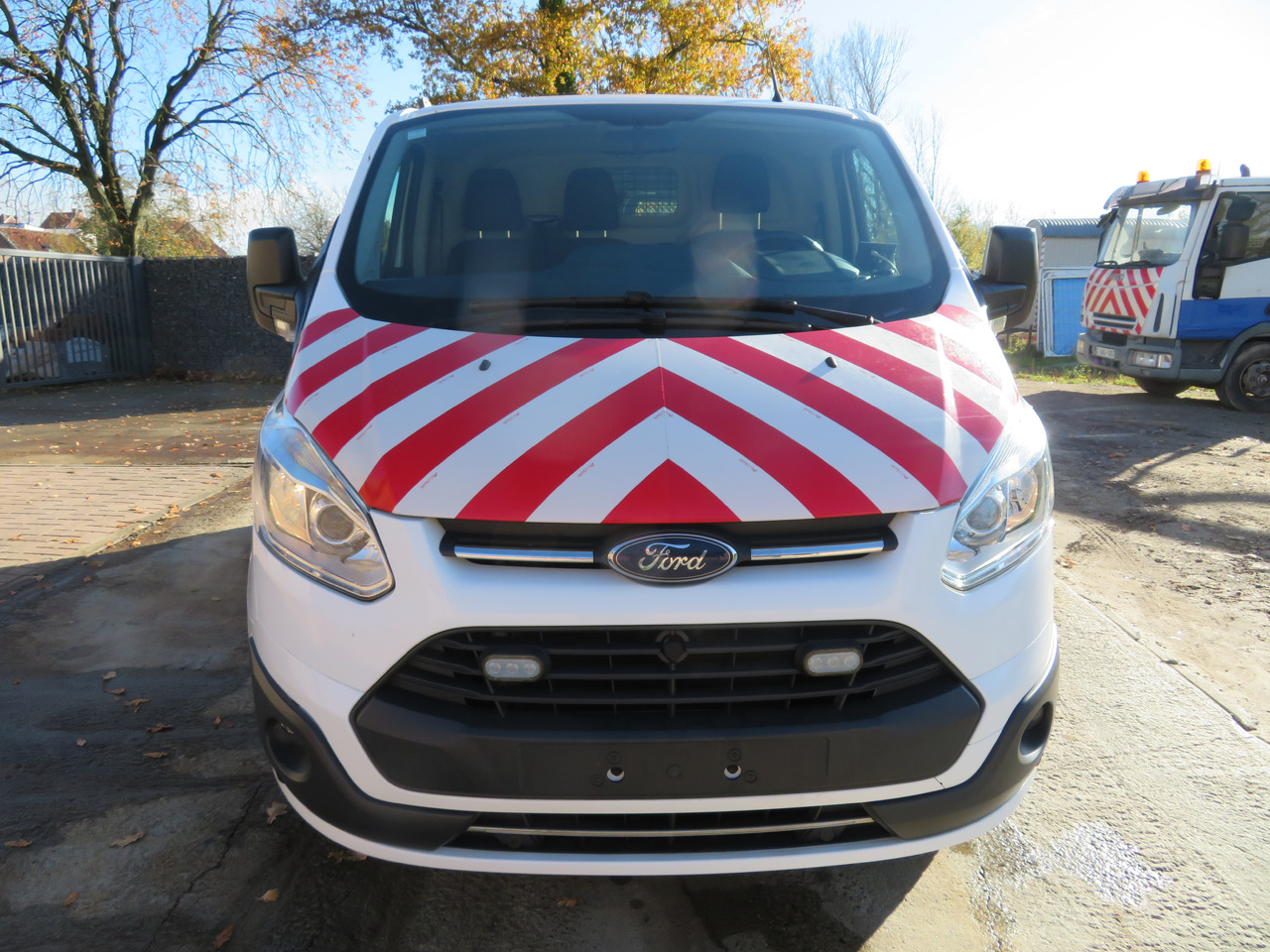 Ford Transit Custom 2.0tdci - Mažas furgonas: foto 2 Ford Transit Custom 2.0tdci - Mažas furgonas: foto 2