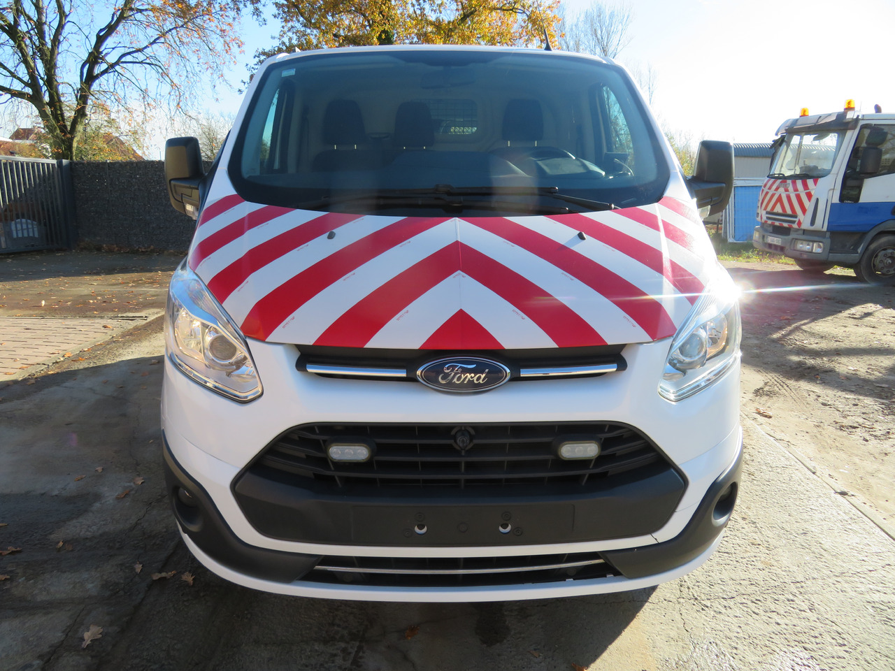 Ford Transit Custom 2.0tdci - Mažas furgonas: foto 2 Ford Transit Custom 2.0tdci - Mažas furgonas: foto 2