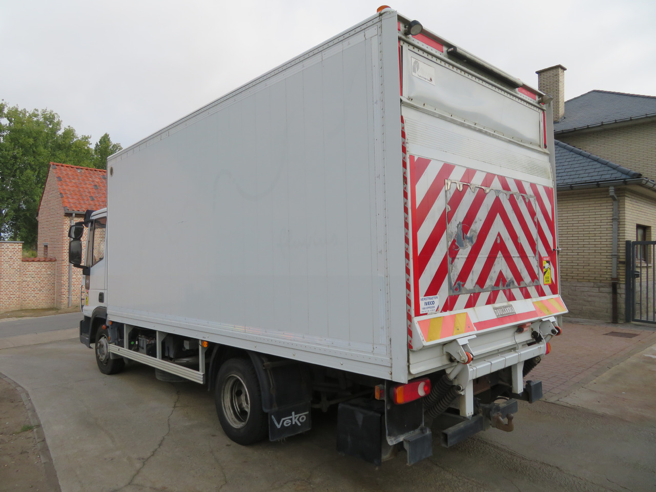 Iveco Eurocargo ML90E18 Bakwagen - Furgonas sunkvežimis: foto 5 Iveco Eurocargo ML90E18 Bakwagen - Furgonas sunkvežimis: foto 5