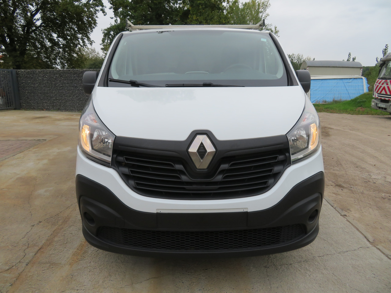Renault Trafic 1.6dCi Grand Confort - L2H1 - Mažas furgonas: foto 2 Renault Trafic 1.6dCi Grand Confort - L2H1 - Mažas furgonas: foto 2