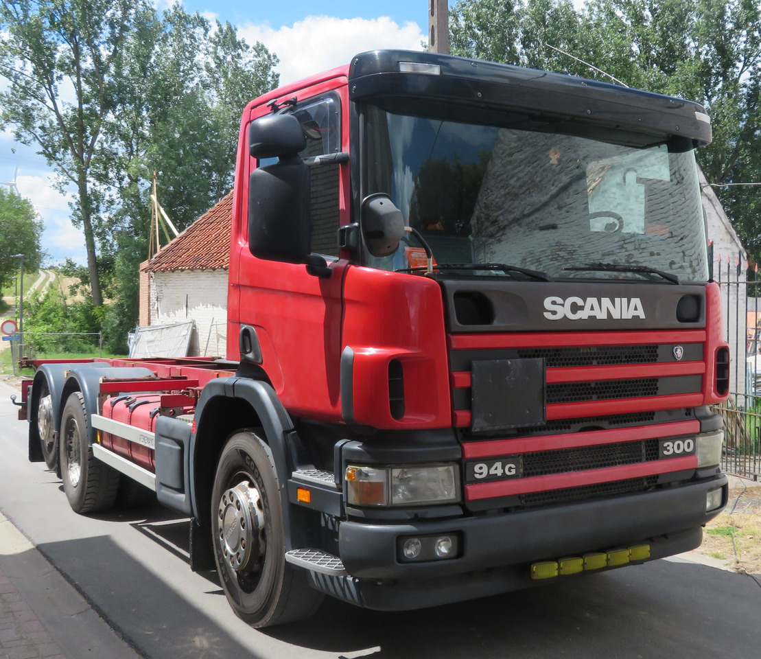 Scania 94 GB 6X2 - Važiuoklės sunkvežimis: foto 2 Scania 94 GB 6X2 - Važiuoklės sunkvežimis: foto 2