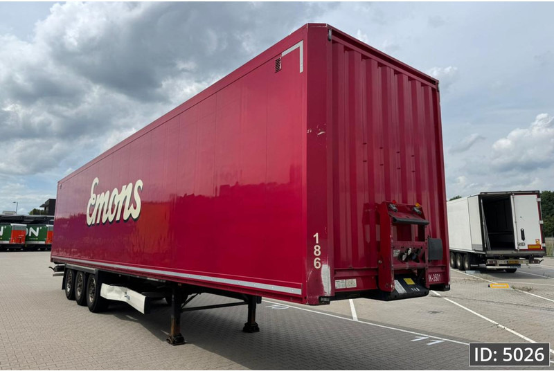 Krone SD / Disk brakes / Double stock - Furgonas puspriekabė: foto 4 Krone SD / Disk brakes / Double stock - Furgonas puspriekabė: foto 4