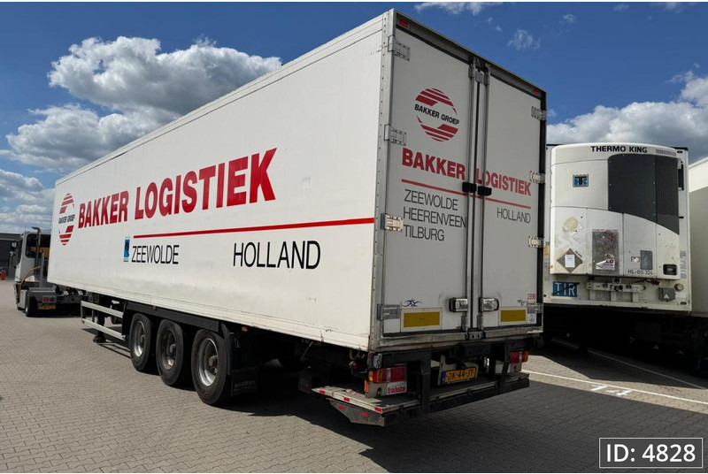 Sor Iberica SP71 / Lift axle - Refrižeratorius puspriekabė: foto 2 Sor Iberica SP71 / Lift axle - Refrižeratorius puspriekabė: foto 2
