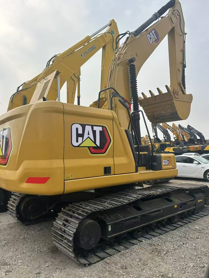 CAT 323D - Vikšrinis ekskavatorius: foto 1 CAT 323D - Vikšrinis ekskavatorius: foto 1