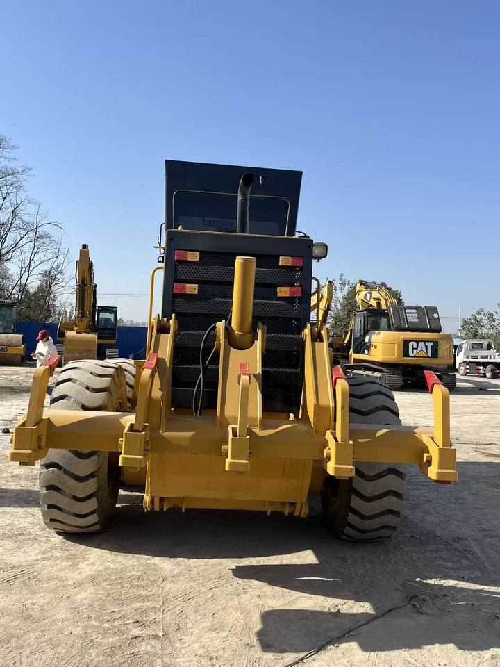 CATERPILLAR 12G Grader Click Here for Discount - Greideris: foto 2 CATERPILLAR 12G Grader Click Here for Discount - Greideris: foto 2