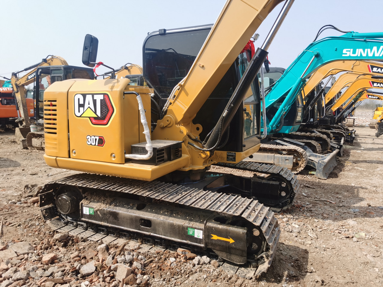 CATERPILLAR 307E2 - Vikšrinis ekskavatorius: foto 4 CATERPILLAR 307E2 - Vikšrinis ekskavatorius: foto 4